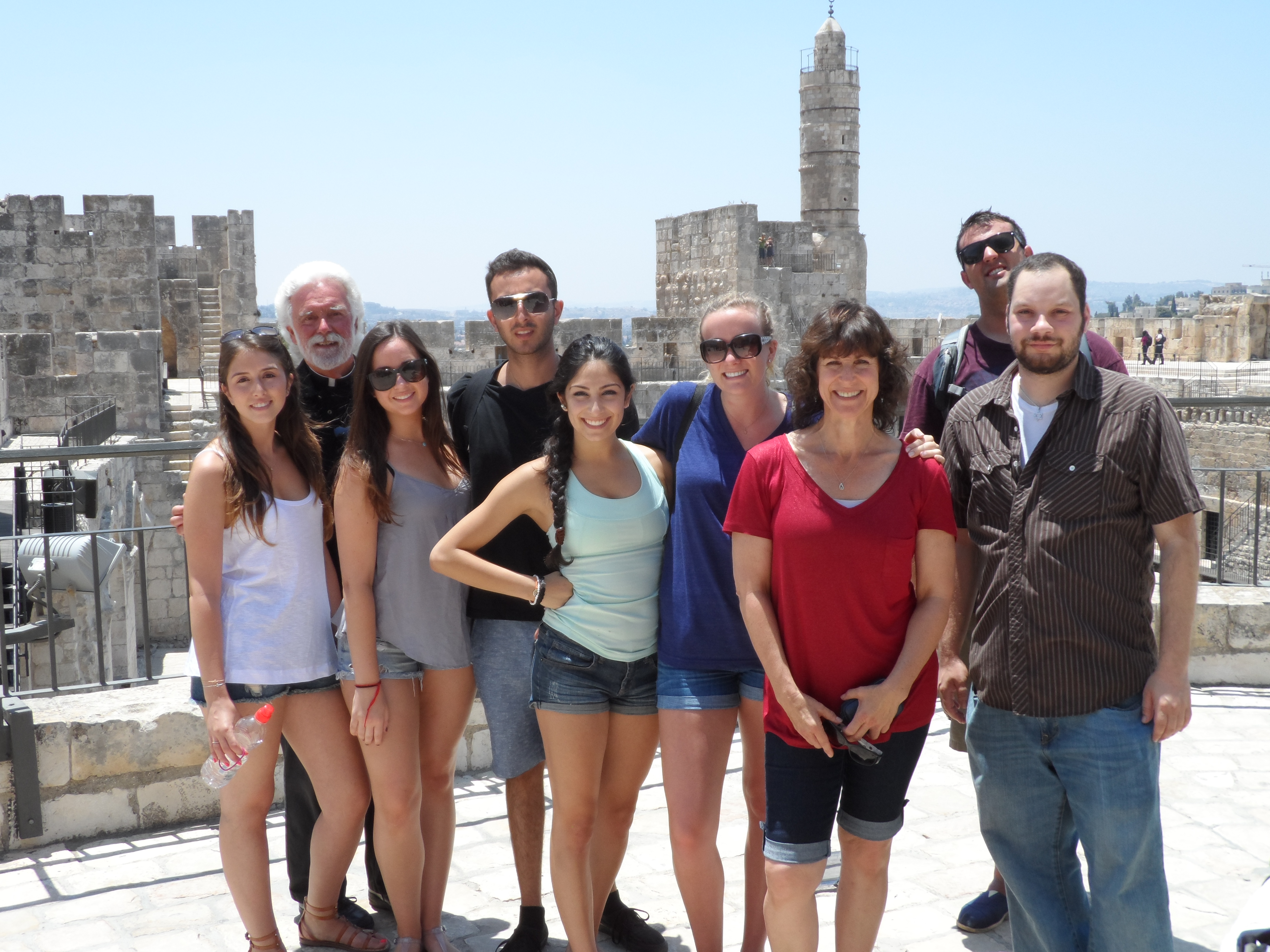 Group shot of students and faculty in Israel study abroad trip